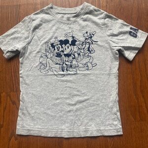 Baby gap t-shirt